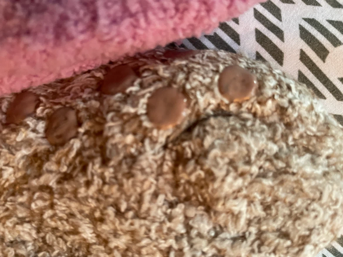 Three pairs of fuzzy grip socks - photo 3