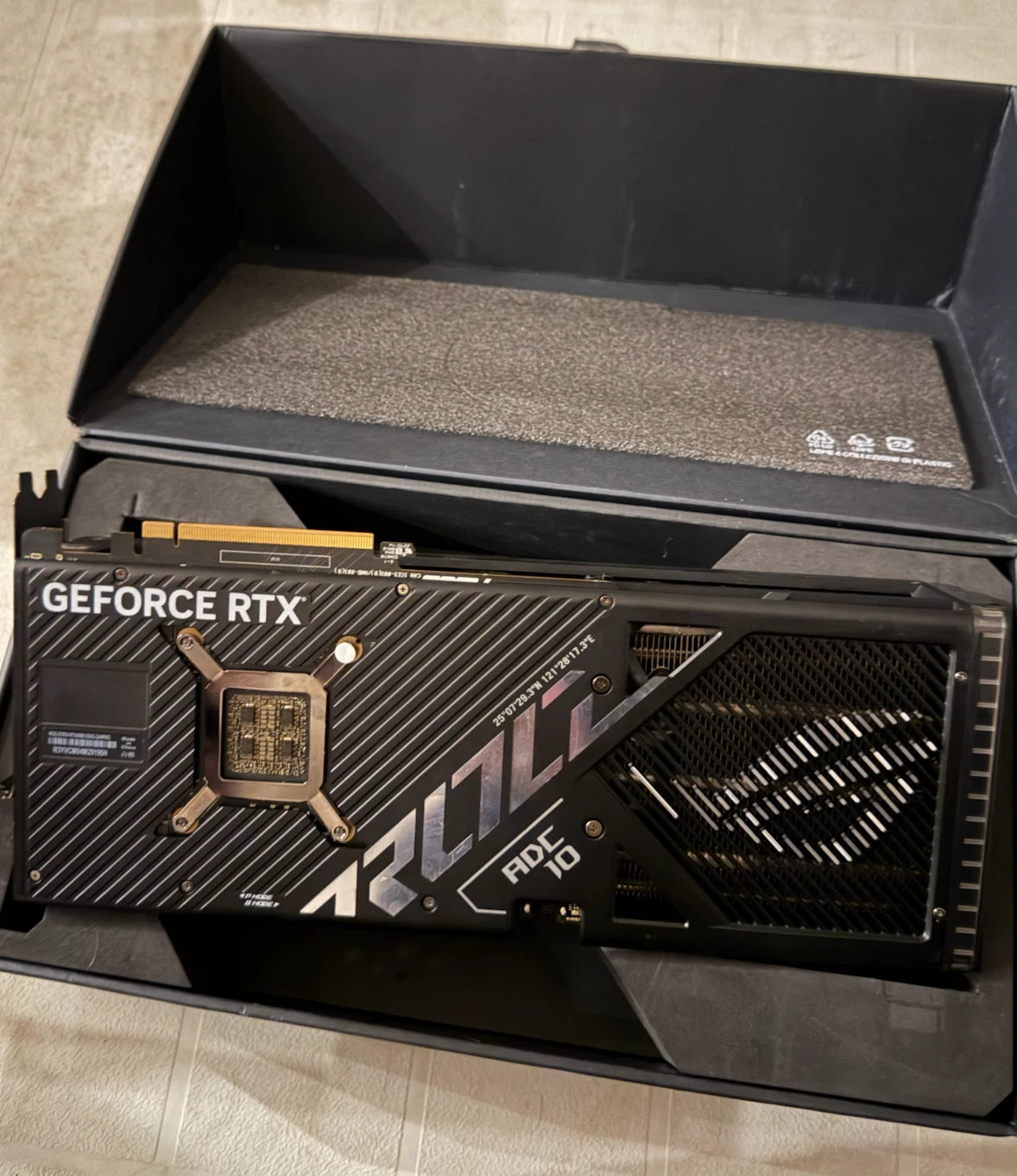RTX 4090 Asus ROG Strix OC - photo 3