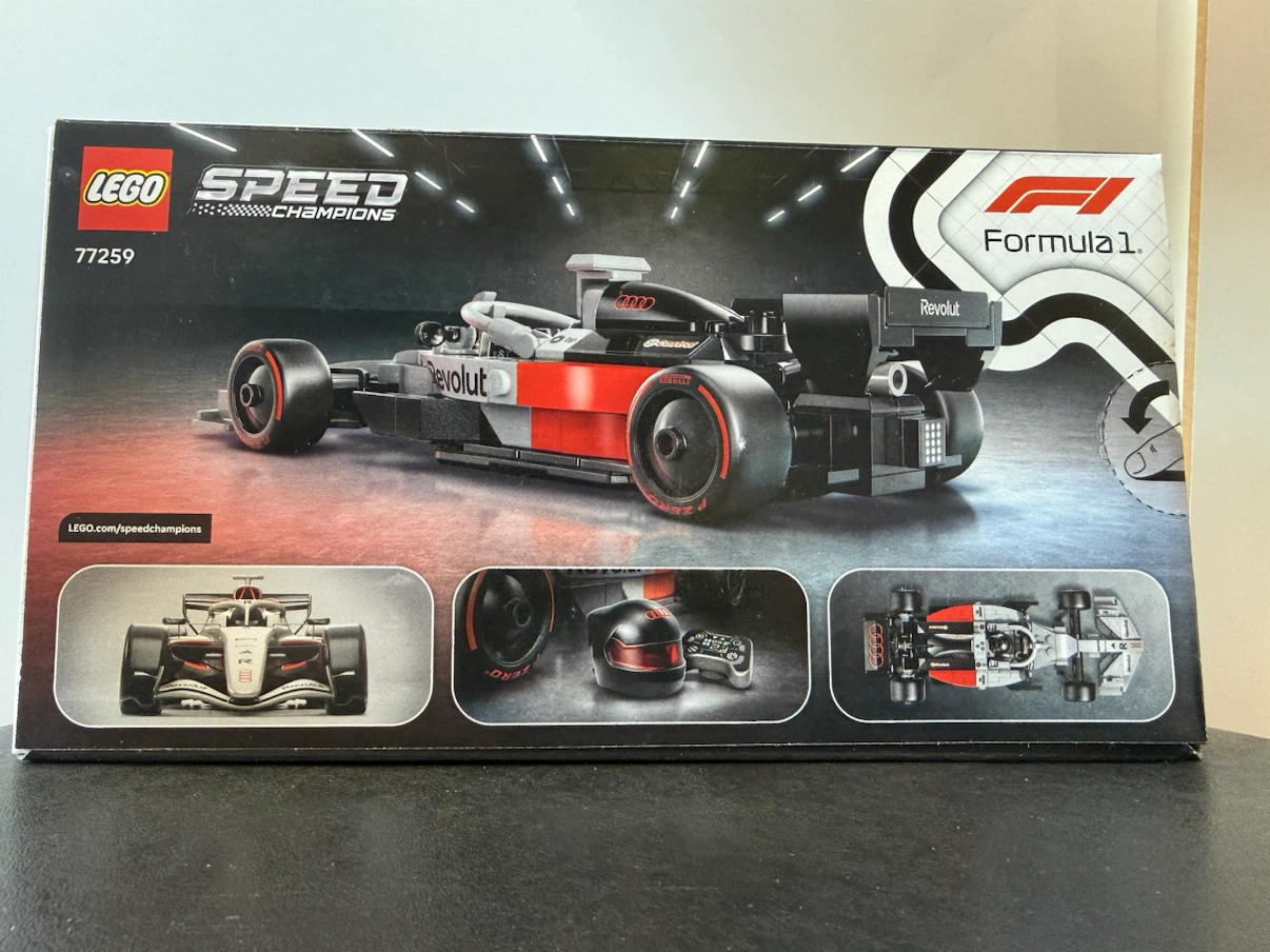 LEGO Speed Champions Audi Revolut F1 Team R26 77259 - photo 2