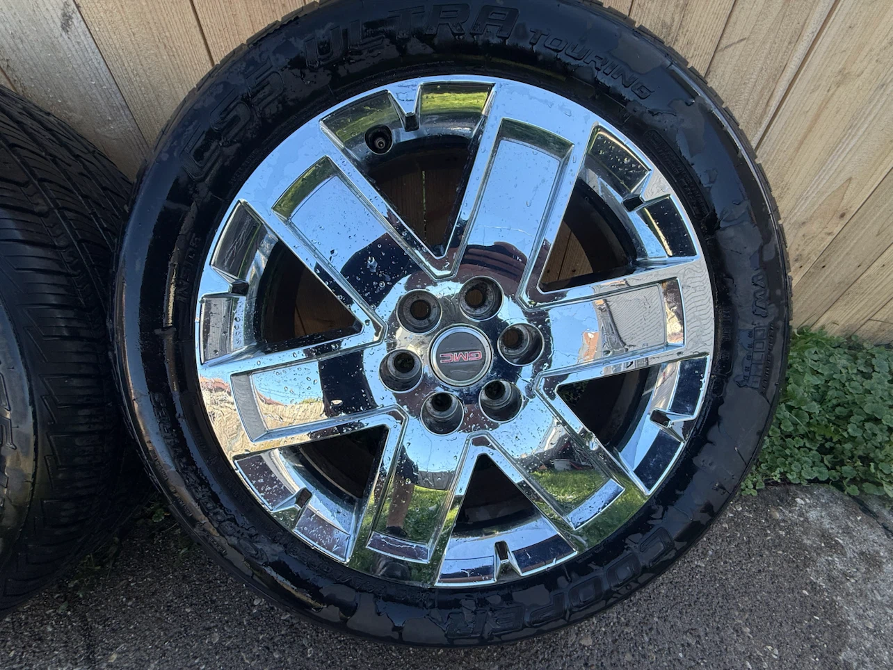 20” GMC Acadia Wheels and tires - photo 5