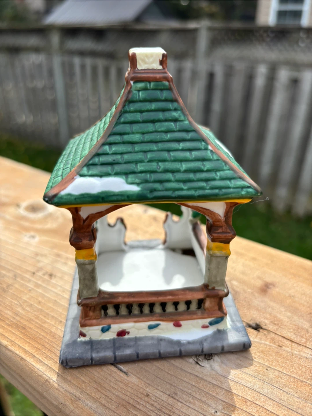 Ceramic Christmas Village Gazebo - photo 3