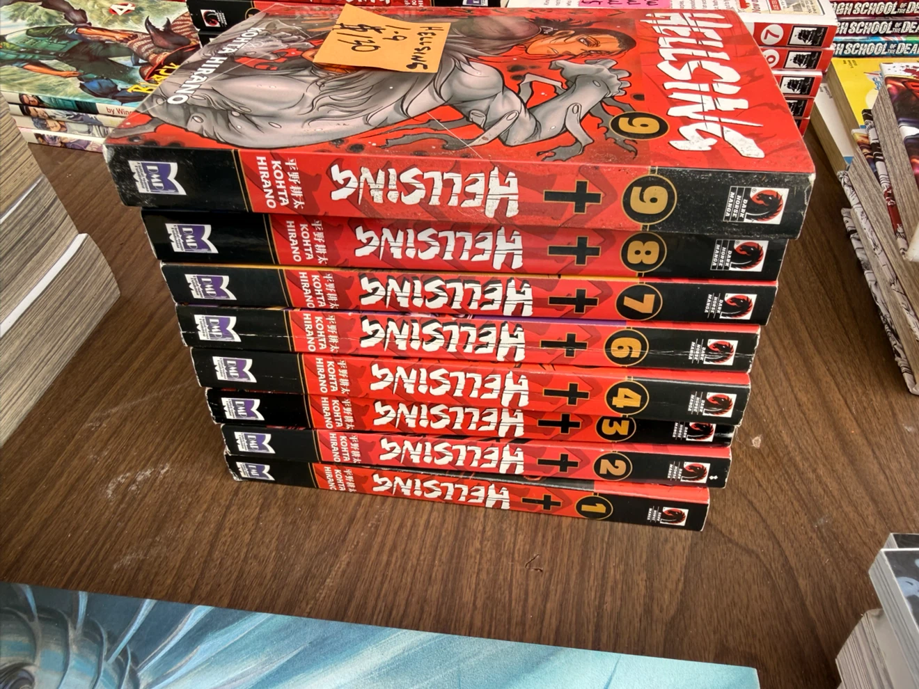 Hellsing Manga Set Volumes 1-9 - photo 3