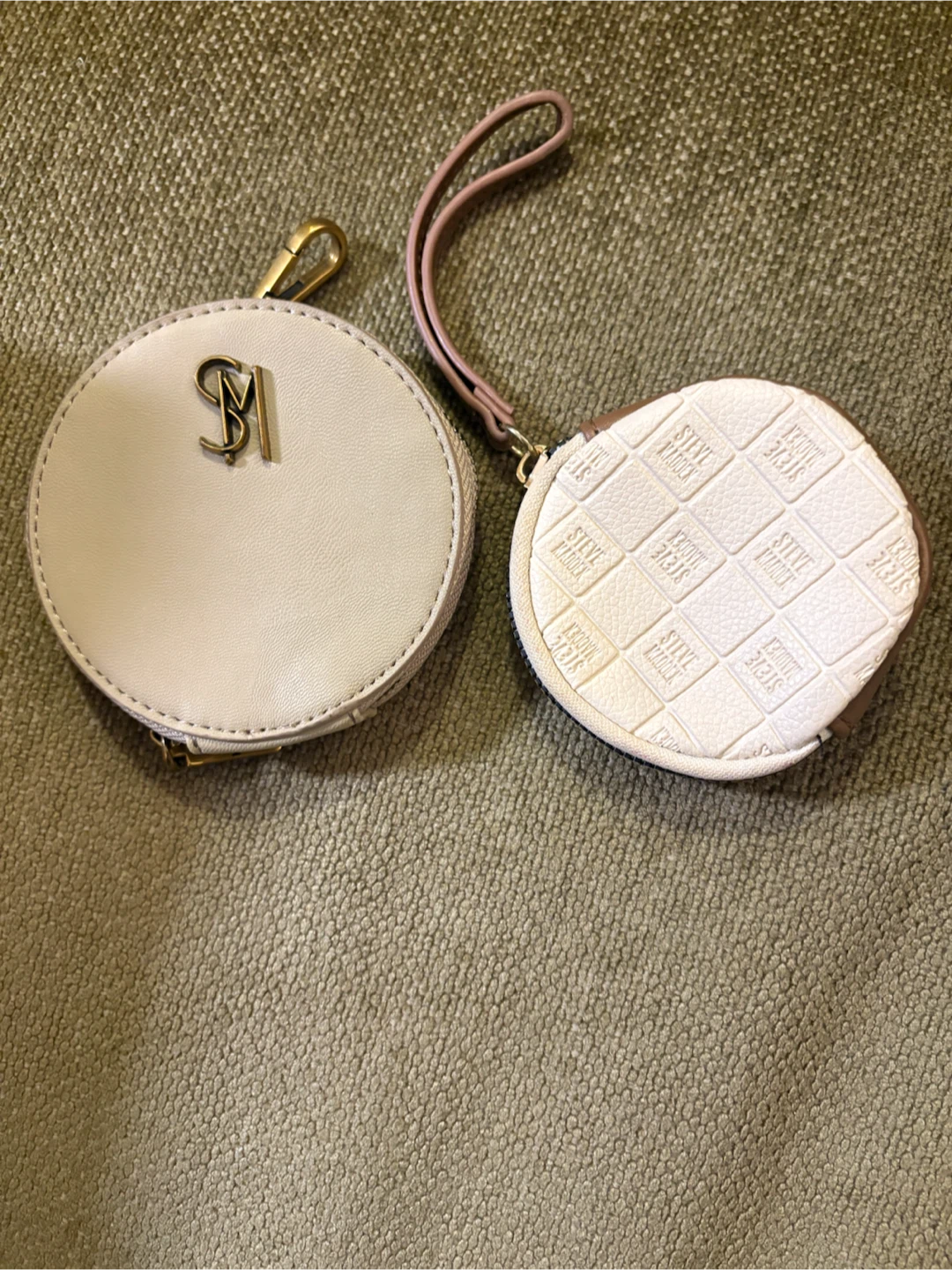 2 Steve Madden Round Coin Purses
