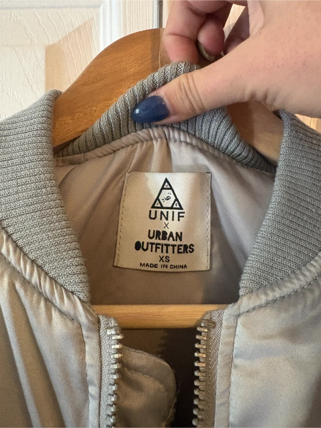 UNIF x Urban Outfitters silver bomber jacket - photo 2