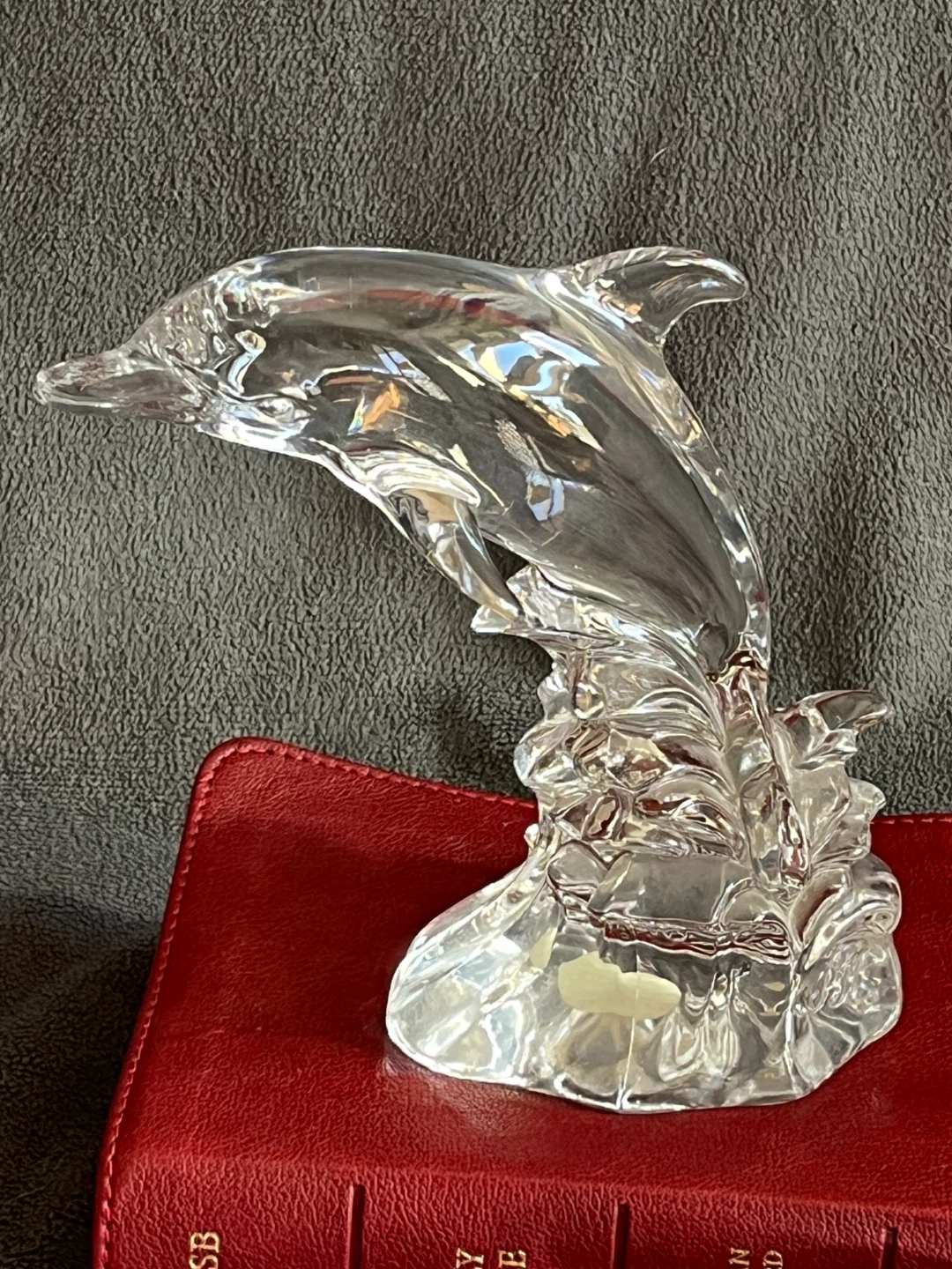 Wonders of the Wild Lead Crystal Dolphin Figurine - photo 2