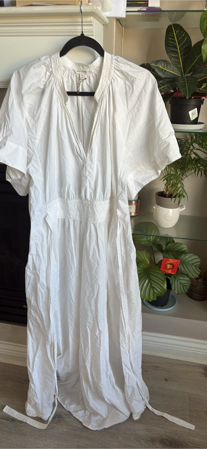 Brand new Banana Republic White Midi Dress