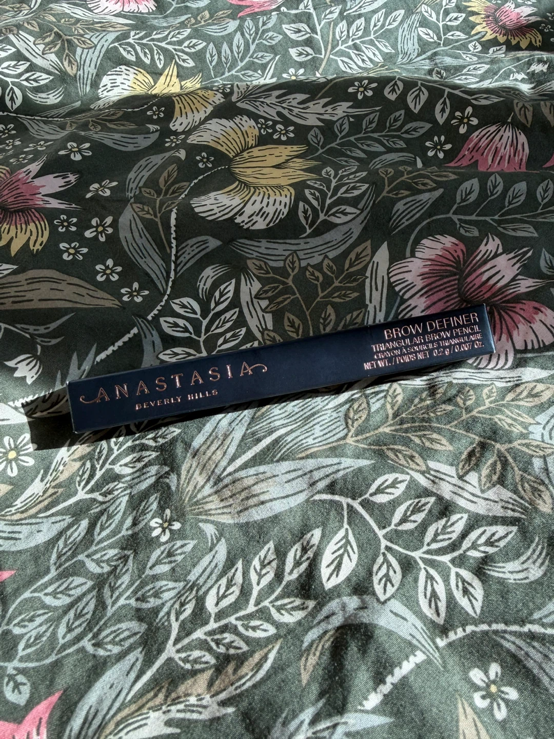 Anastasia Beverly Hills Brow Definer- Ebony