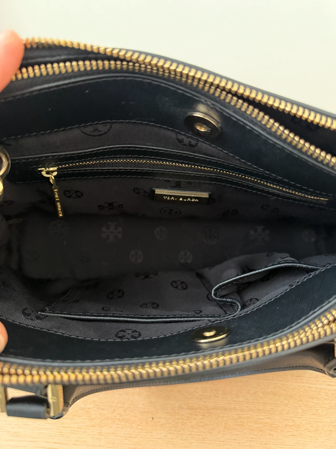 Tory Burch Black Satchel Handbag - photo 5