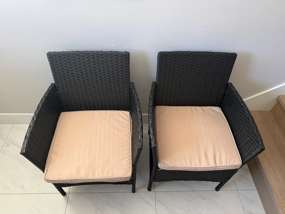 ⭐︎👍condition⭐︎Set of two black wicker patio chairs - photo 2