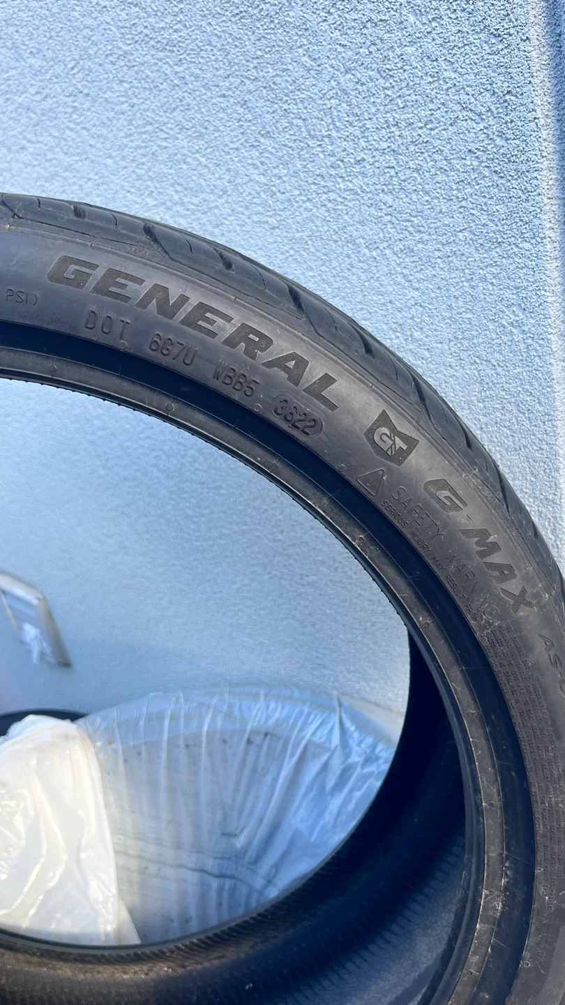 General G-Max Radial Tubeless 245/35 ZR 20 snow tires
