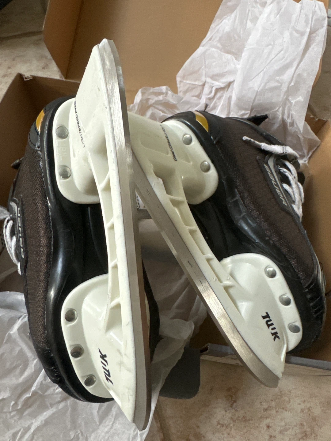 Bauer Supreme One.4 Youth Skates Size 12 - photo 2