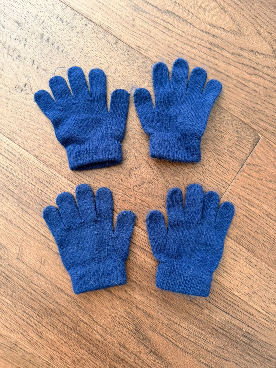 $5 for everything! Kids Winter Hat and Mitten Bundle - photo 4