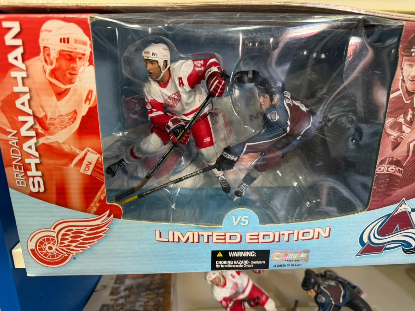 McFarlane Toys Brendan Shanahan vs Rob Blake NHL Figure Set