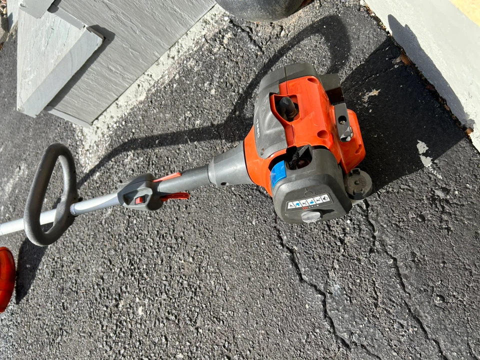HUSQVARNA TRIMMER/WEED EATER - photo 4