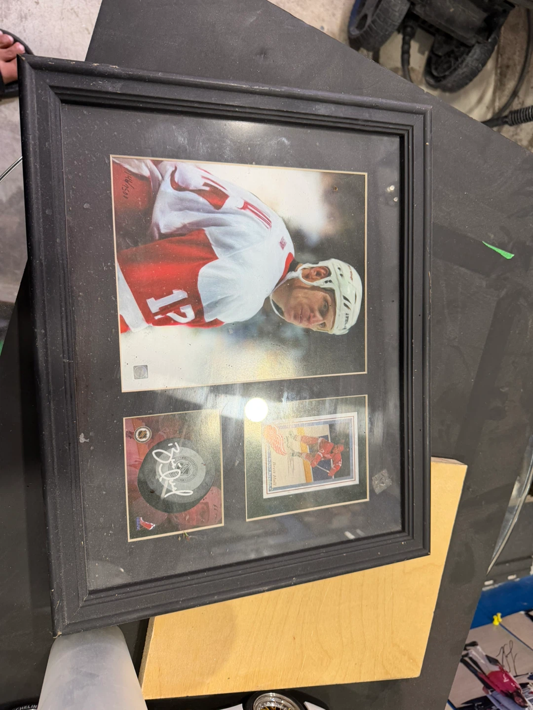 Brett Hull Framed Signed Puck and Photo Collection