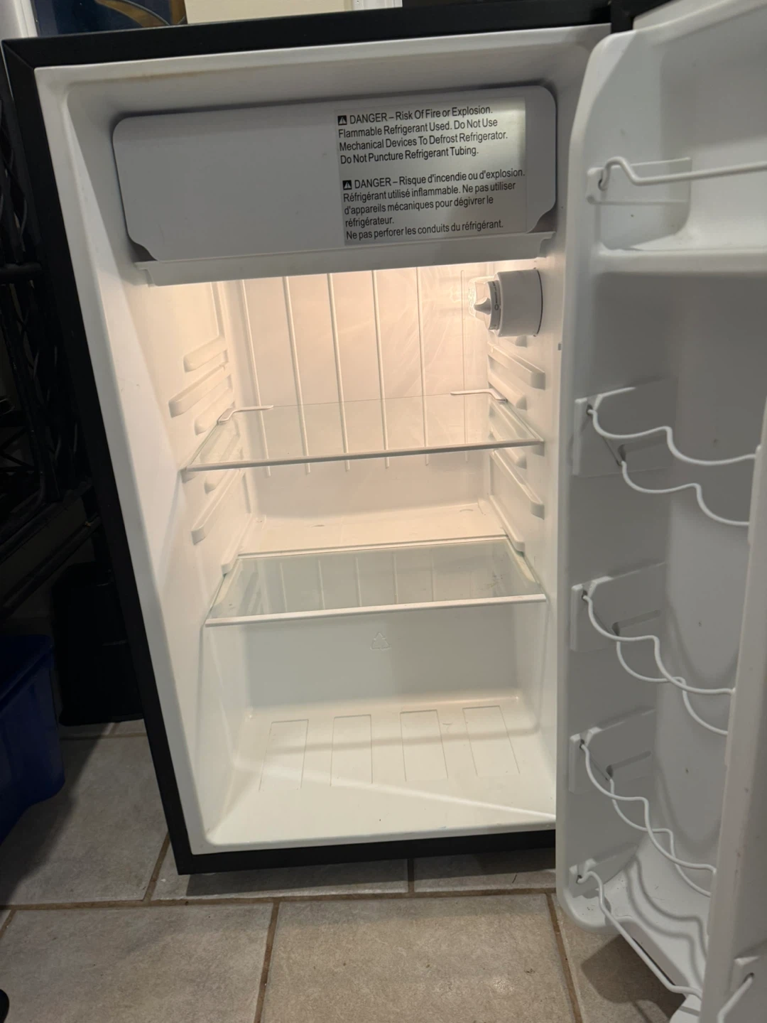 Galanz Mini Fridge - photo 2