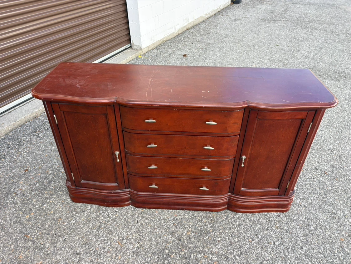 Free delivery used Traditional Wood Buffet Sideboard or dresser