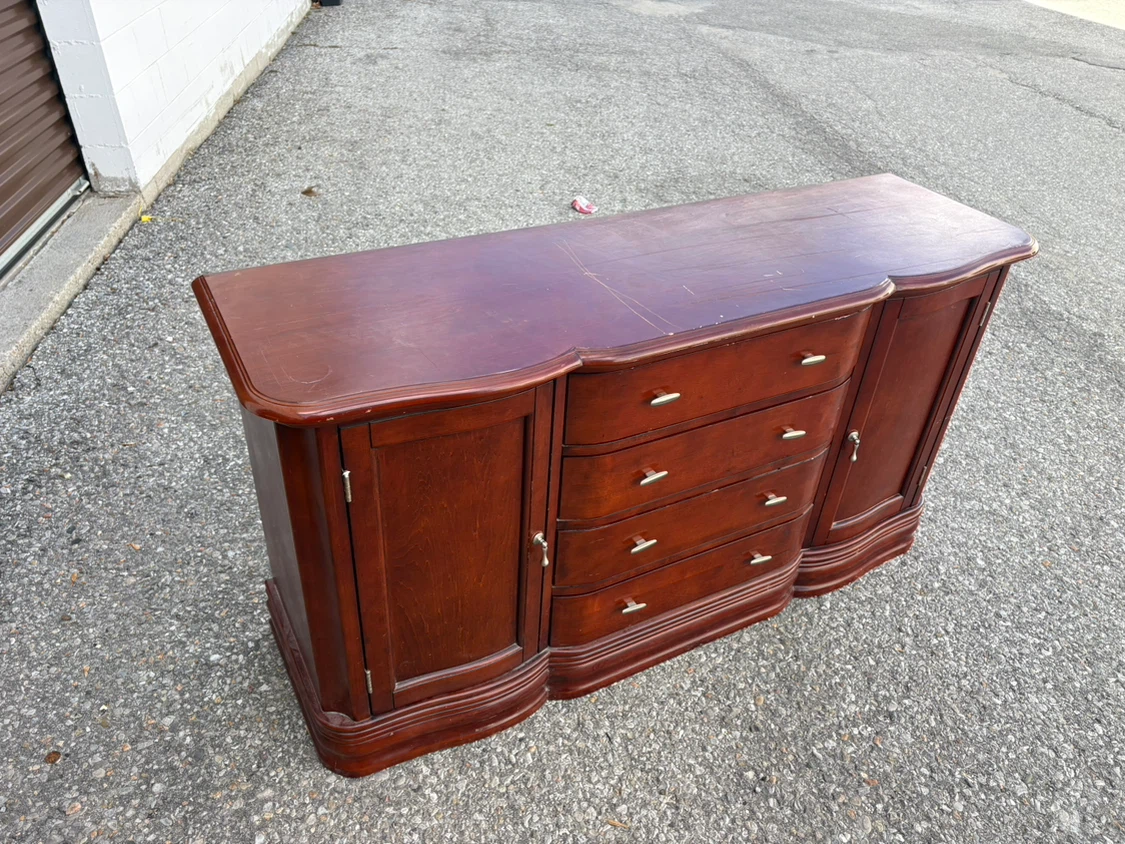 Free delivery used Traditional Wood Buffet Sideboard or dresser - photo 3