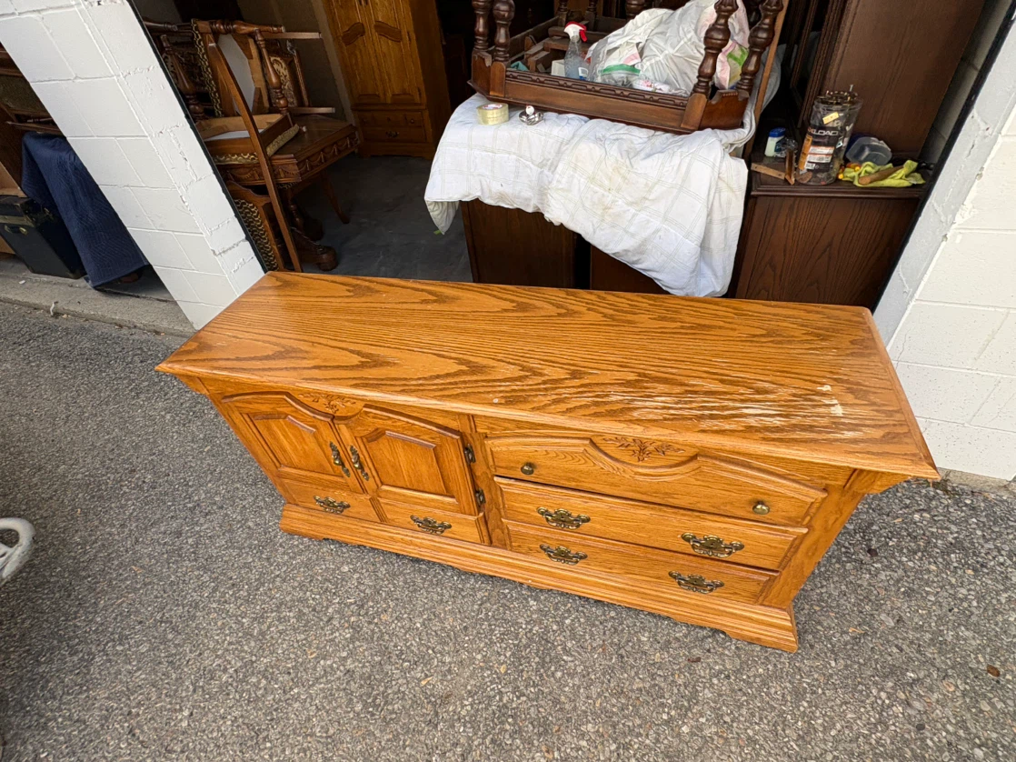 Free delivery used Oak dresser - photo 2