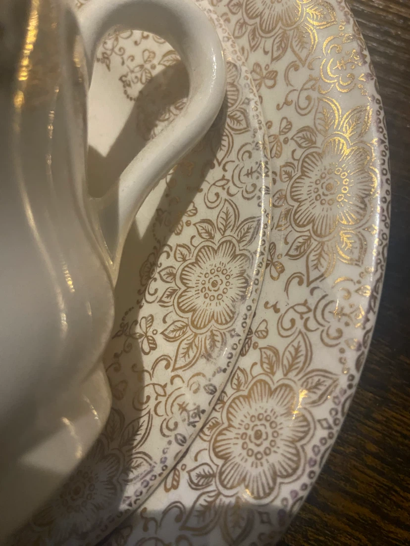 Royal China Tea Set with 22k Gold Accents - photo 3
