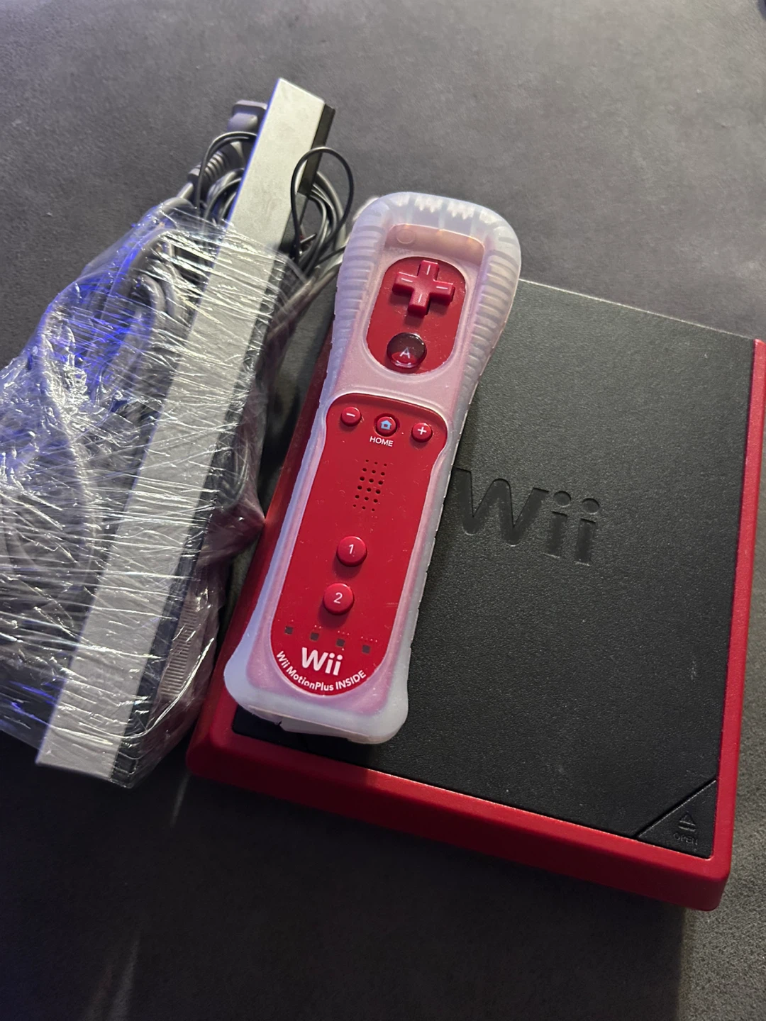 Nintendo Wii Console Limited Edition Red