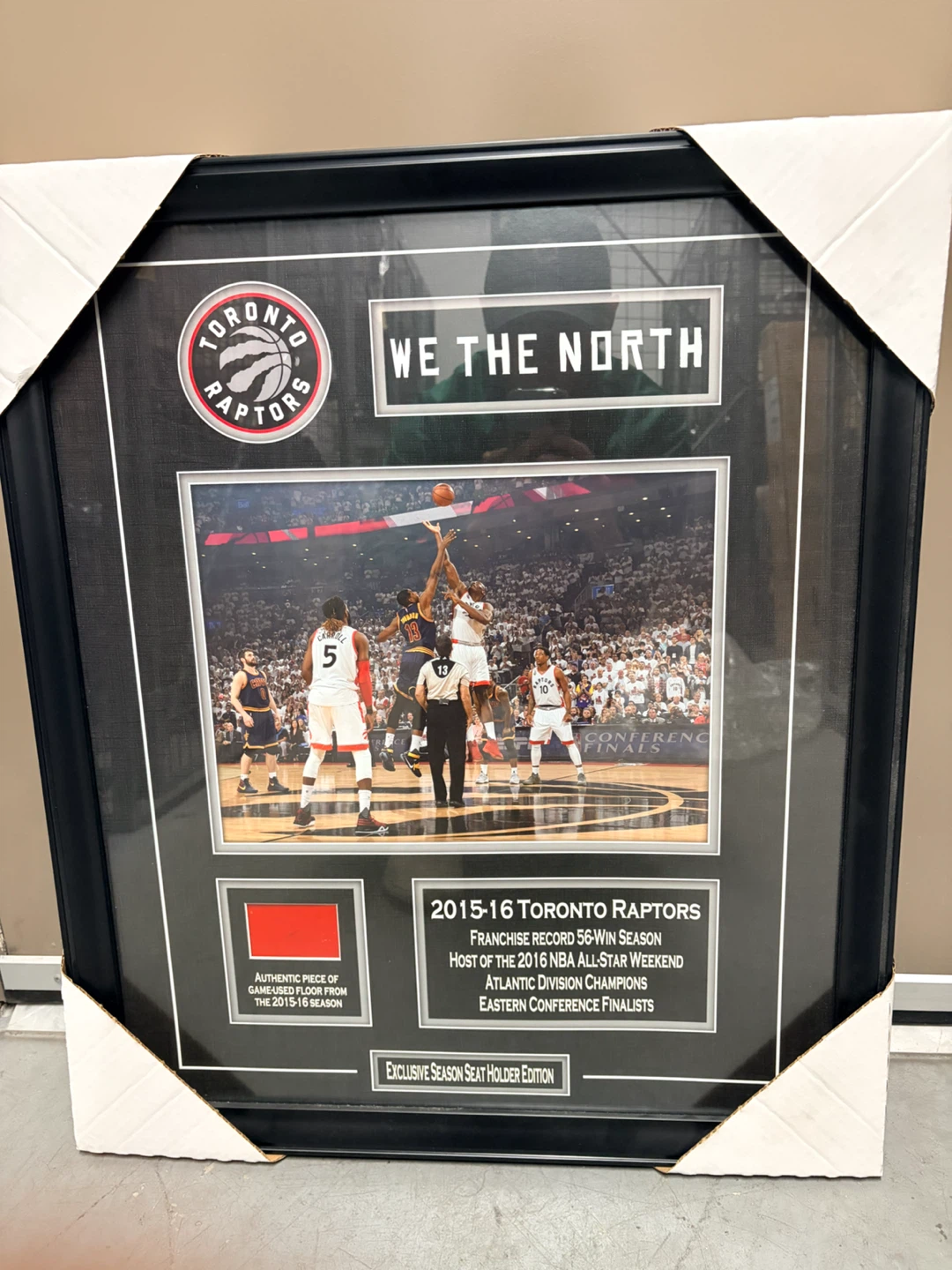 Raptors Game-Used Floor Framed Memorabilia 2015-16 - photo 5