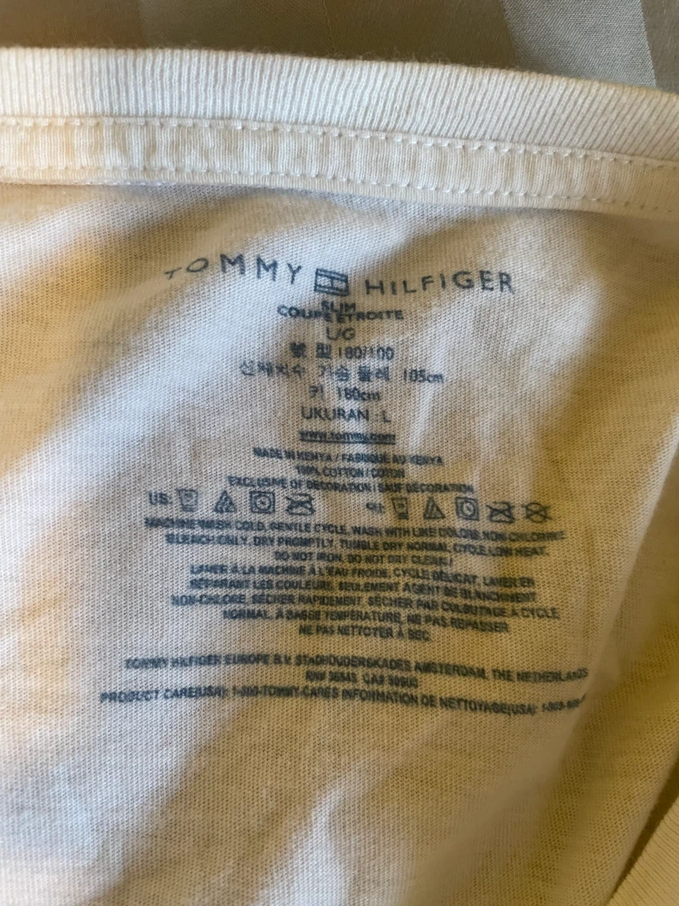 Tommy Hilfiger White T-Shirt – Men’s Large (L) - photo 3