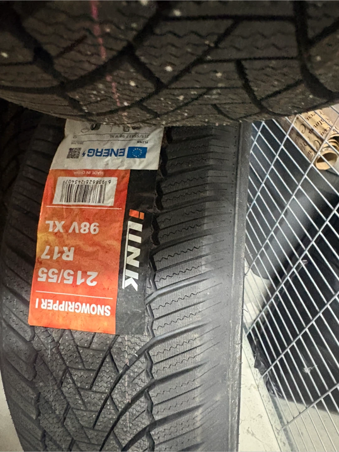 Winter tires - Size 215 - photo 2