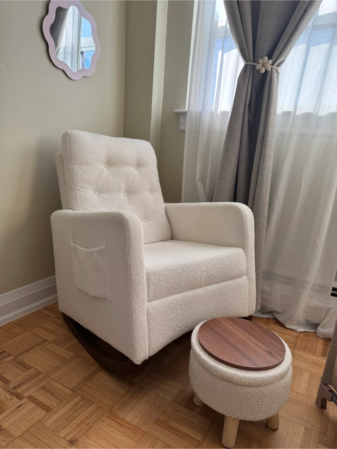 Rocking Chair with Ottoman - photo 2