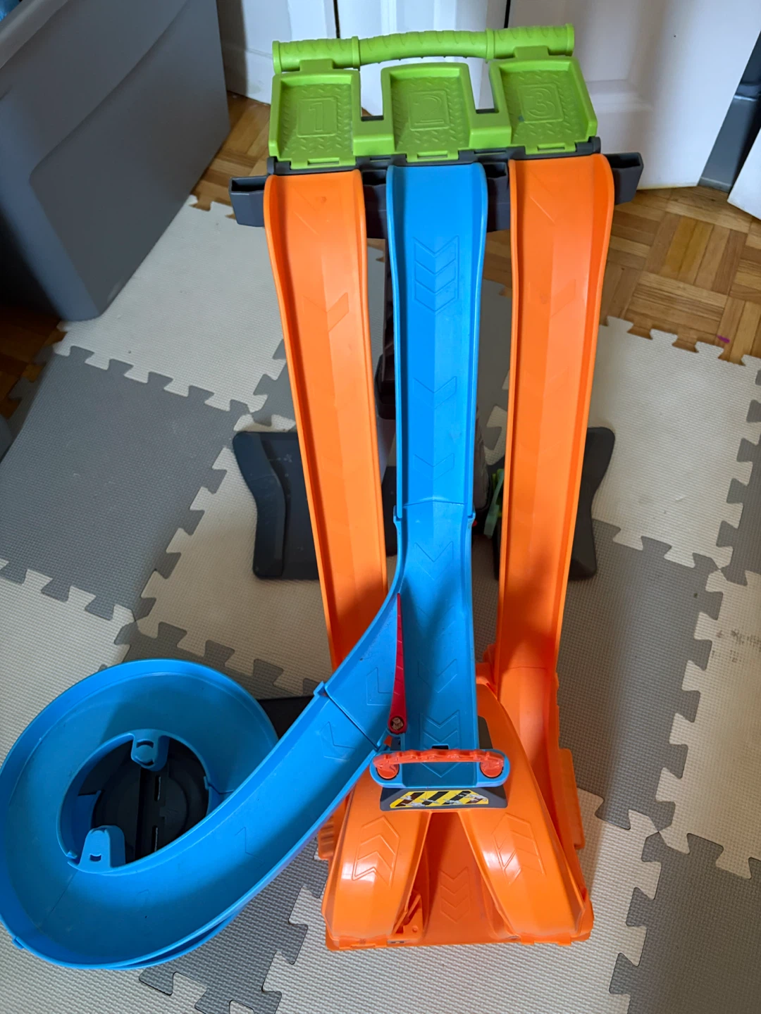 Hot Wheels 3-Lane Race Track