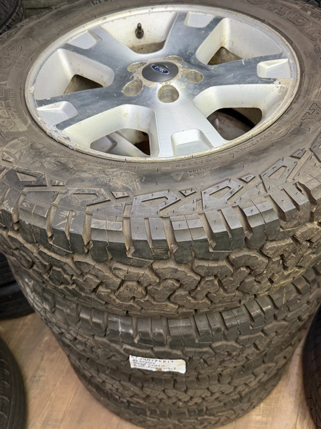 Road Cruza All Season Tires LT245/70R17 with Ford Rims - photo 3