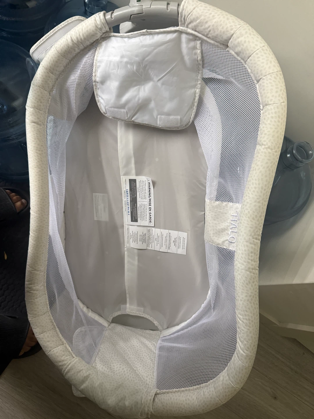 HALO BassiNest Swivel Sleeper - photo 2