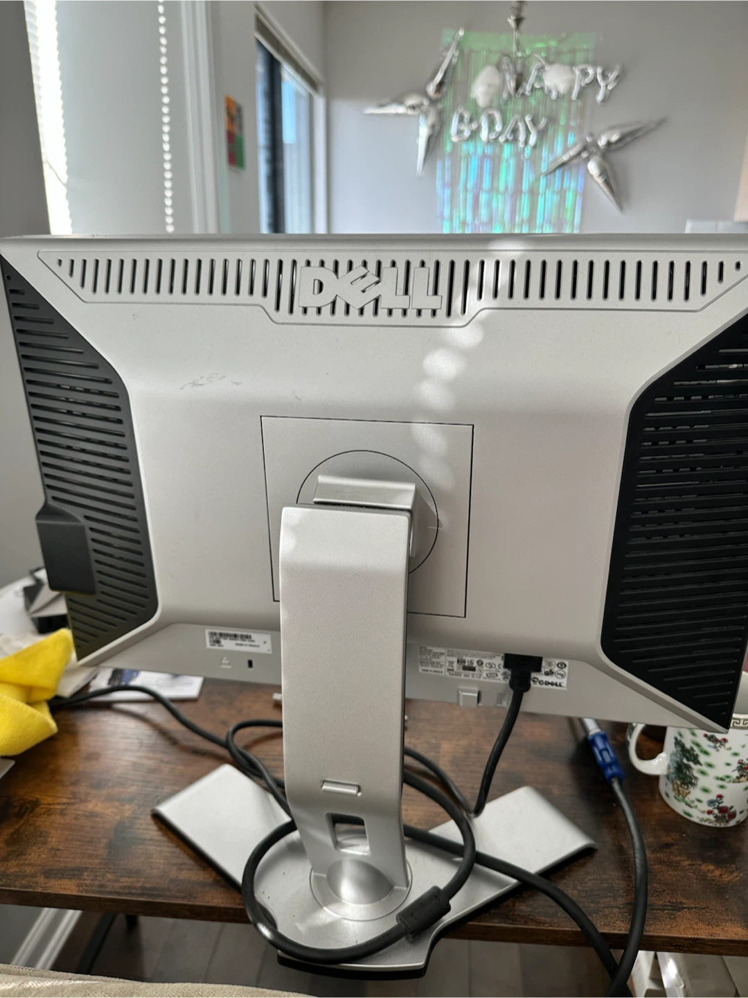 Dell VGA Computer Monitor - photo 2