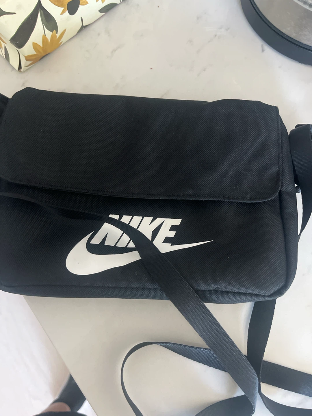 Nike crossbody bag