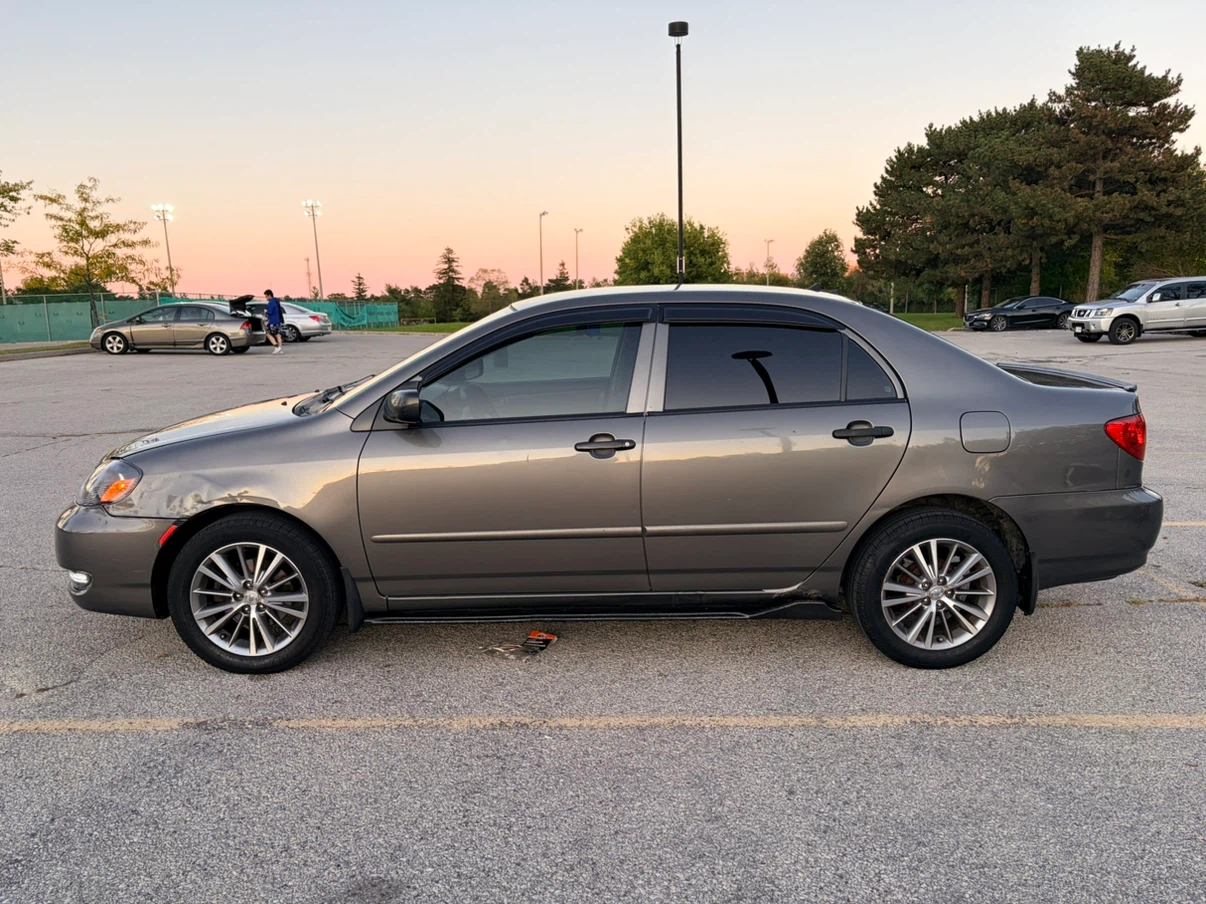 2006 Toyota Corolla! - photo 2