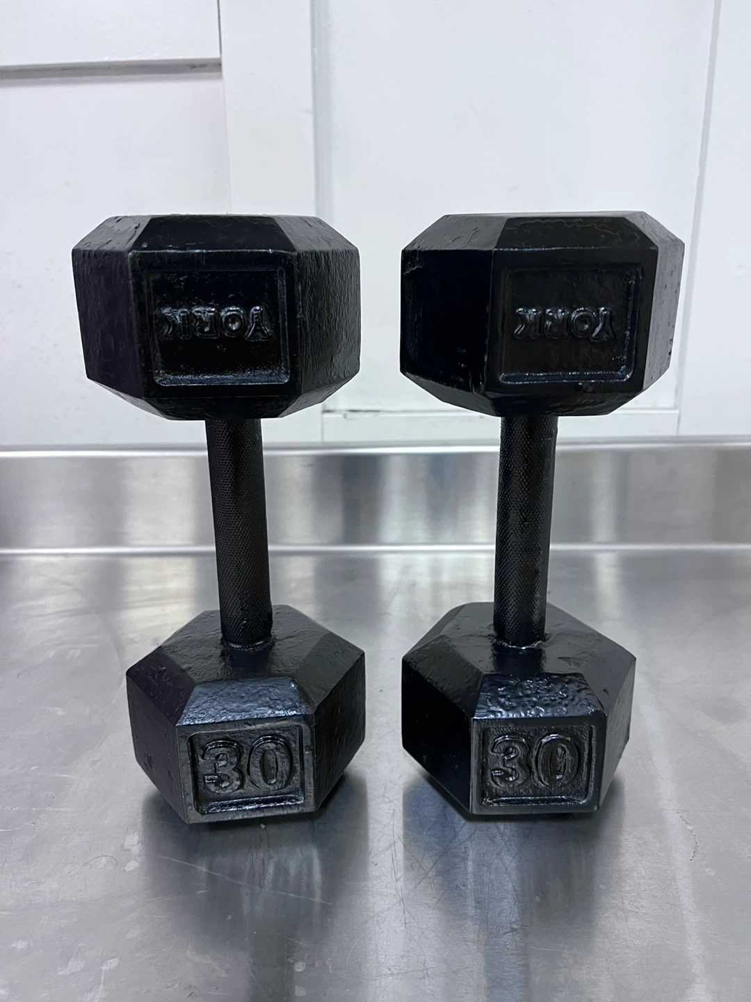 York 30lb Hex Dumbbells Set - photo 2