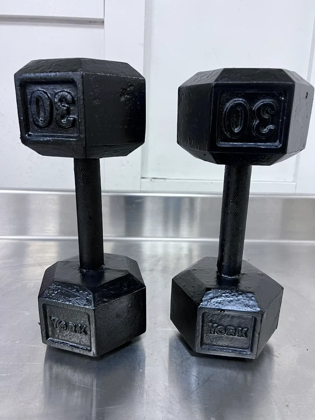 York 30lb Hex Dumbbells Set - photo 4