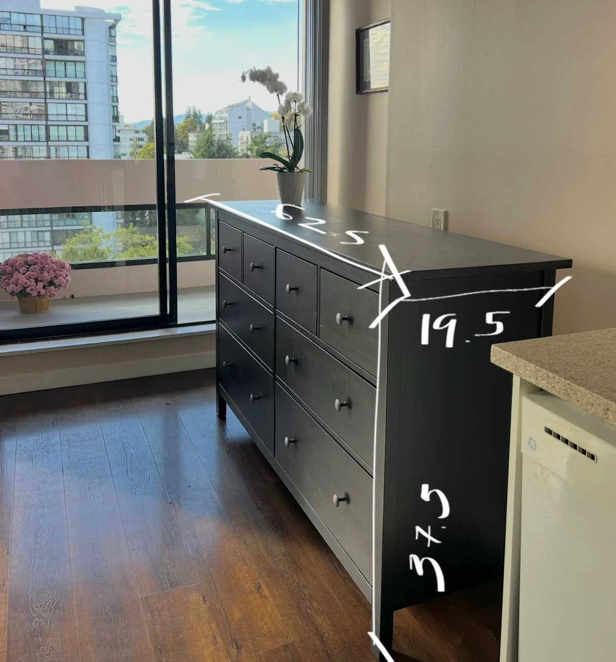 8-Drawer Dresser Black - photo 3