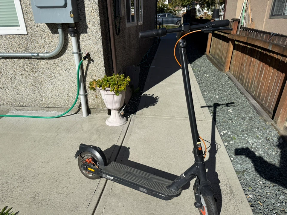 Inmotion electric scooter - photo 2