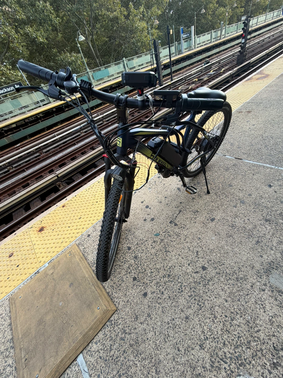 5th Wheel Rover Electric Bike