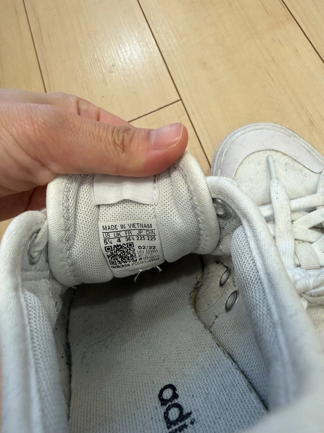 Adidas White Canvas Sneakers Size 5.5 - photo 3