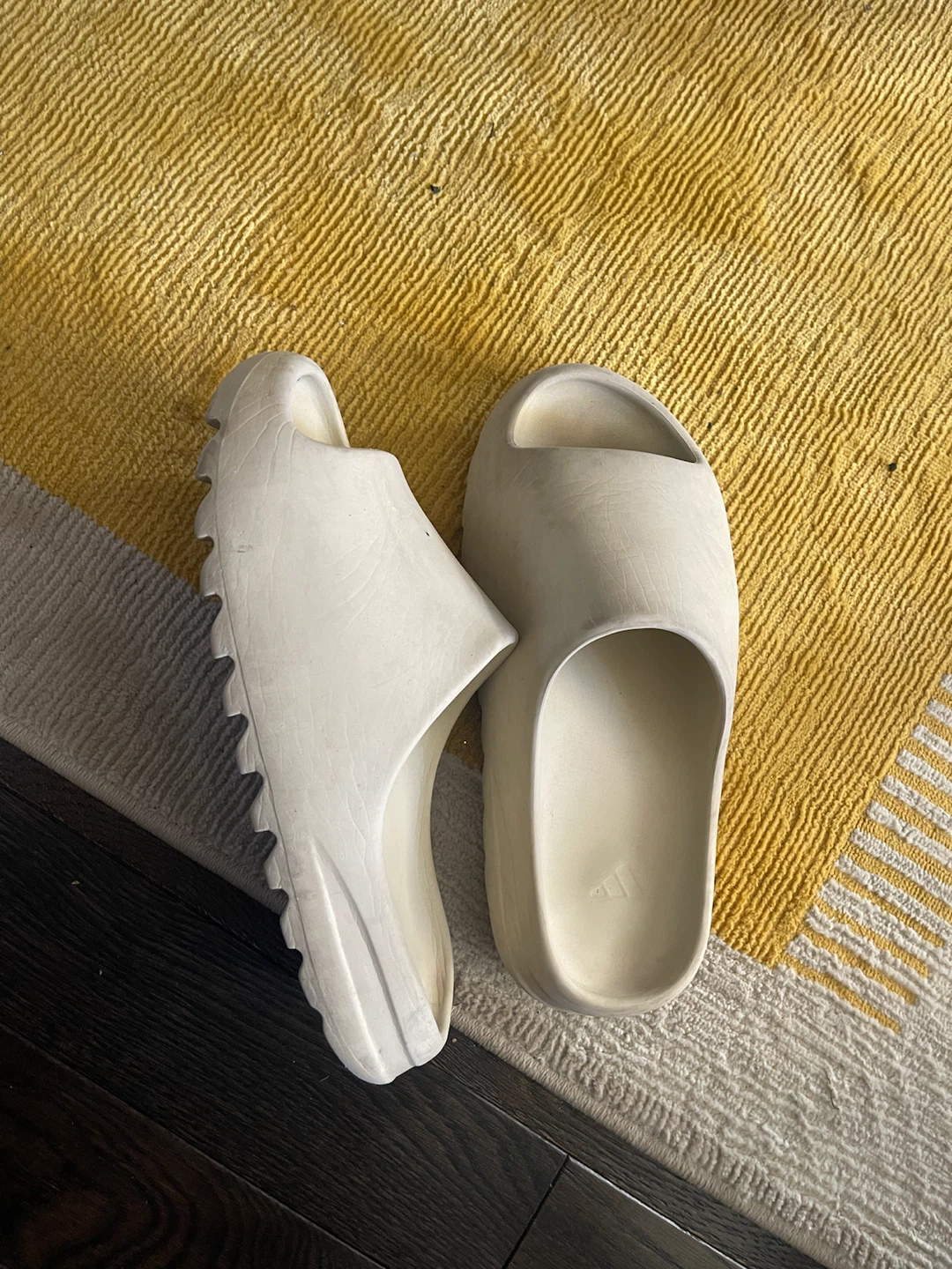 Adidas Yeezy Slides - photo 2