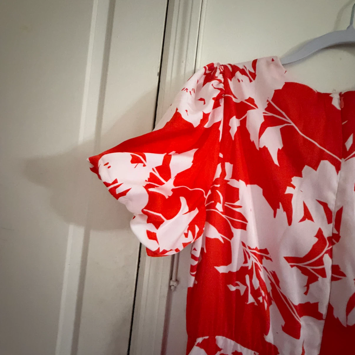 Julia Jordan Red and White Floral Midi Dress - photo 4