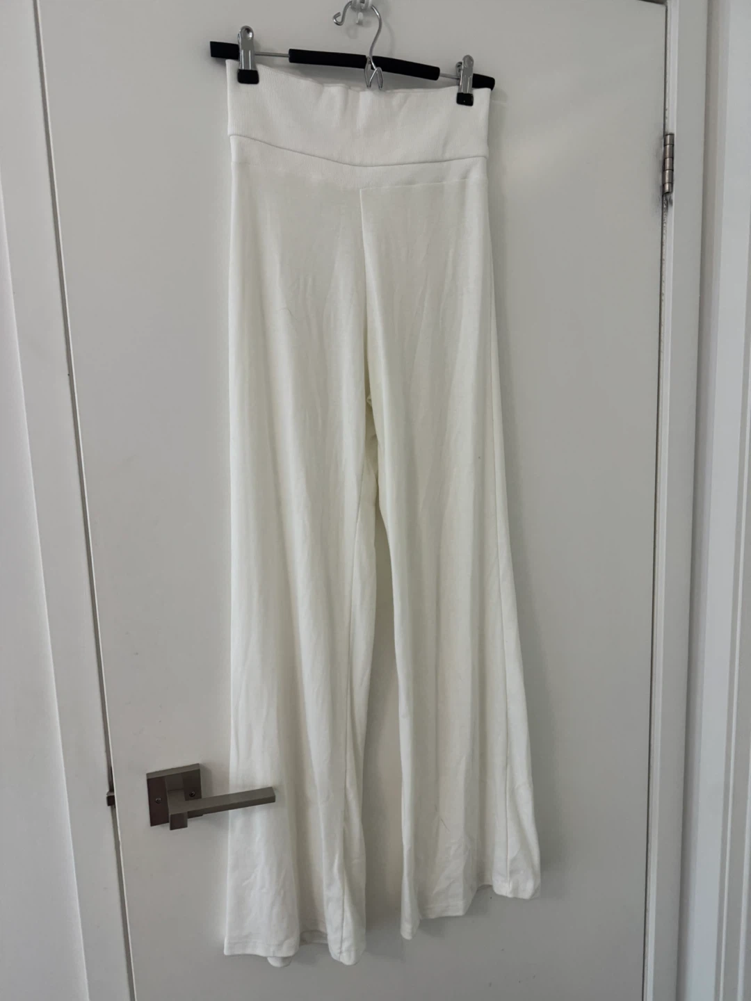 White High-Waisted Wide-Leg Lounge Pants