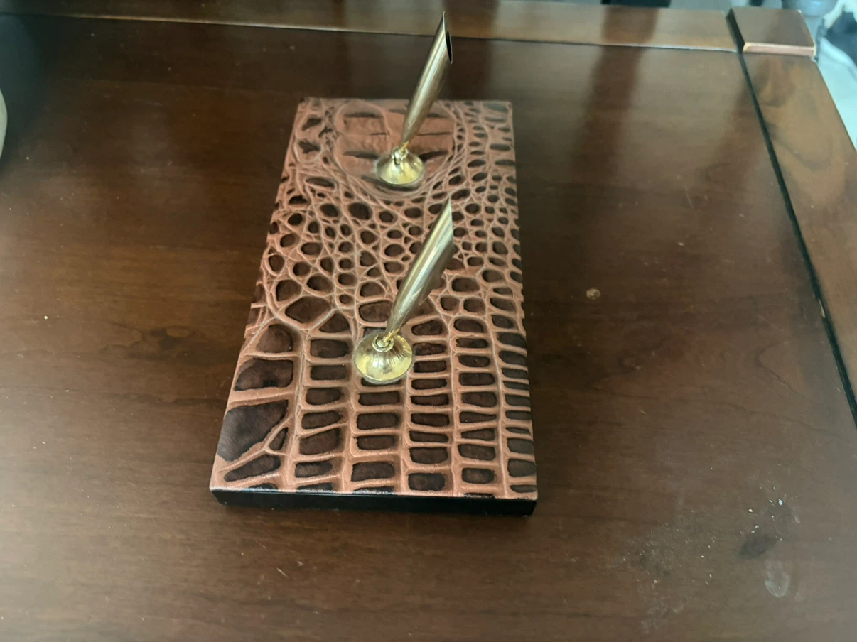 Double Pen Holder Stand - photo 2