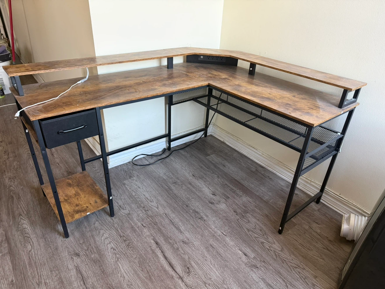 L-Shaped Corner Desk with Power Outlets