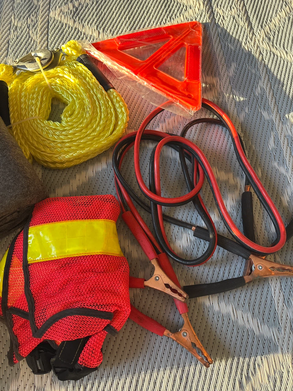 Roadside Emergency Car Kit - photo 2