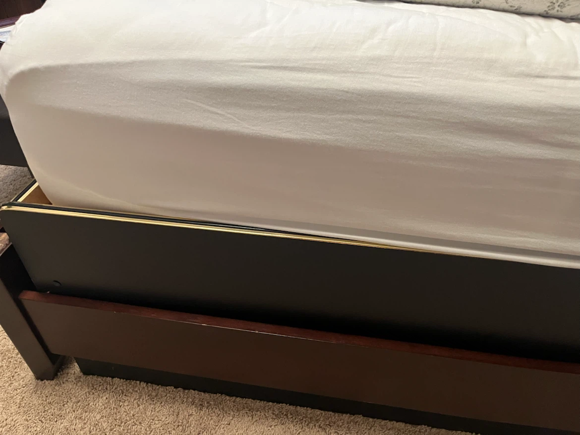 ( Storage box bed)Dark Wood Bed with Two nightstand table - photo 4