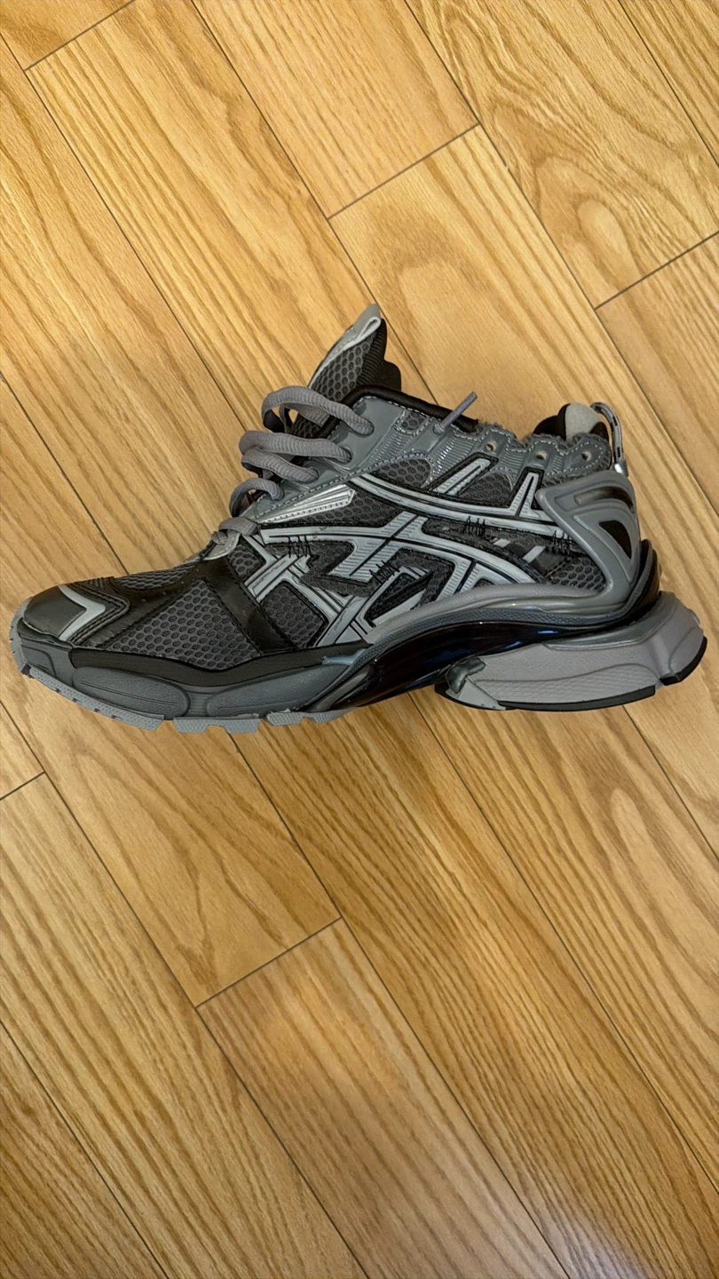 Balenciaga Runner Sneakers - photo 3