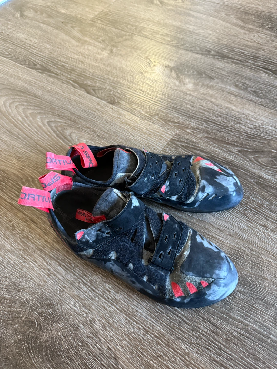 La Sportiva climbing shoes - photo 2